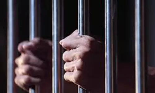 Kanpur: छह साल की बच्ची से दुष्कर्म, आरोपी को 20 साल की जेल Kanpur: छह साल की बच्ची से दुष्कर्म, आरोपी को 20 साल की जेल