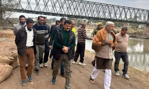 Jammu: विधायक शाम लाल ने विकास कार्यों का लिया जायजा