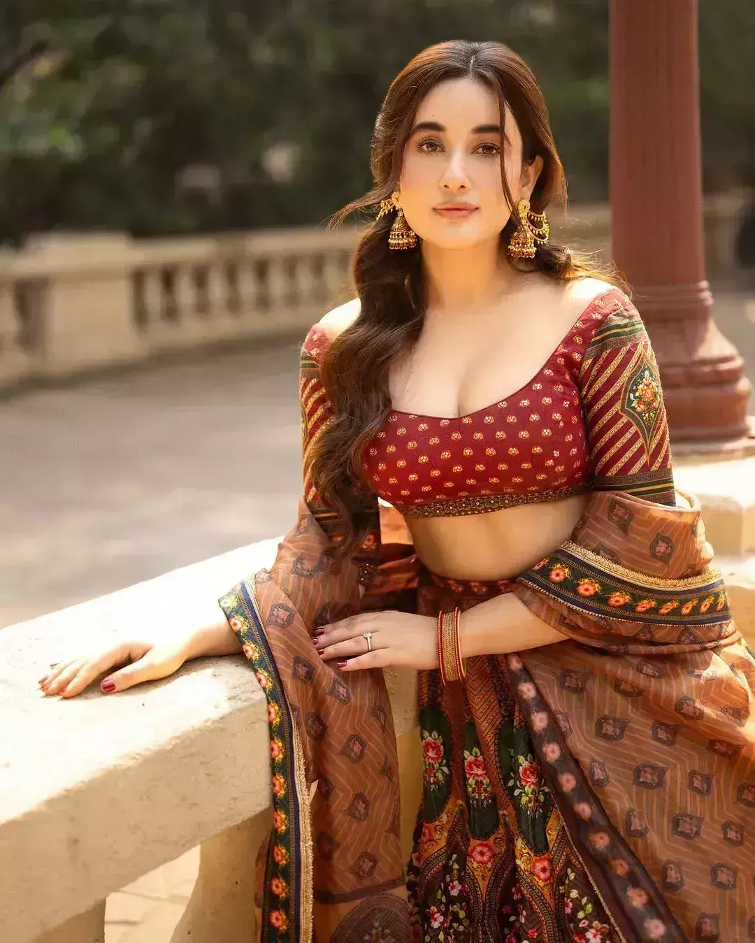 अदिति बुधाथोकी पर चढ़ा हॉटनेस का खुमार