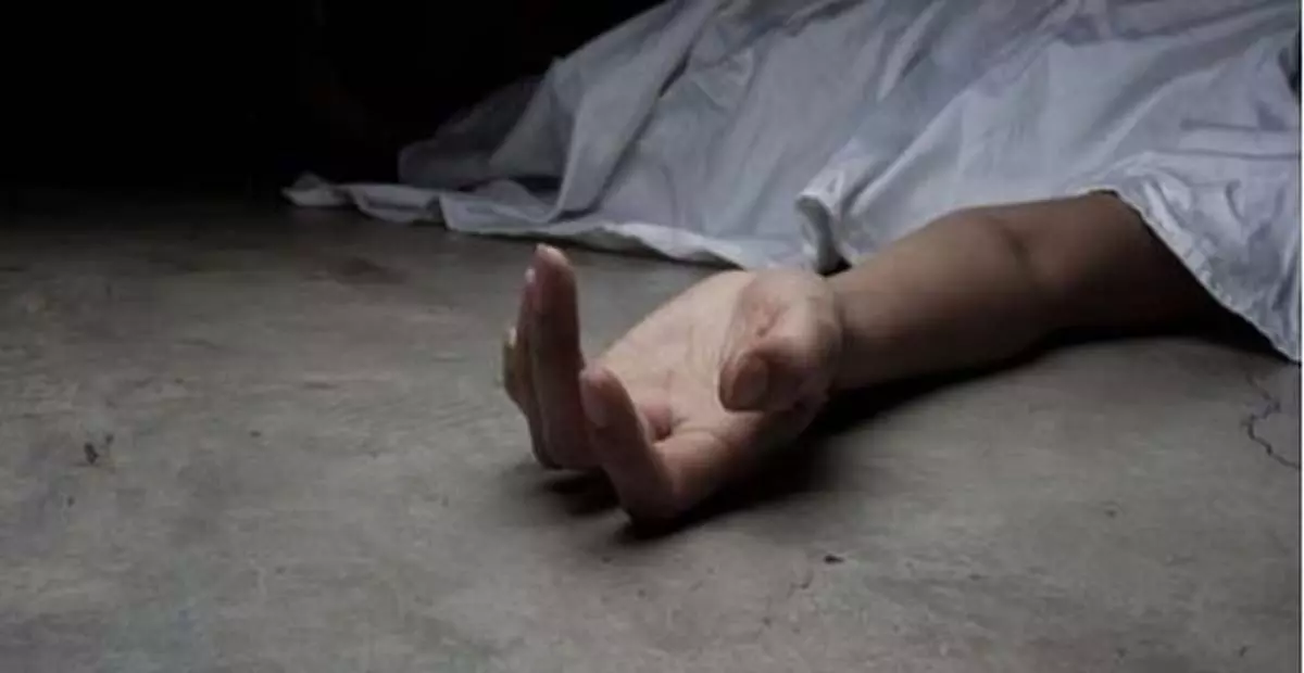 कोट्टायम में रेलवे ट्रैक पर महिला और उसकी दो बेटियां मृत पाई गईं कोट्टायम में रेलवे ट्रैक पर महिला और उसकी दो बेटियां मृत पाई गईं