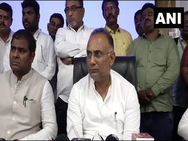 Karnataka ने रेस्टोरेंट में इडली बनाने में प्लास्टिक के इस्तेमाल पर प्रतिबंध लगाया Karnataka ने रेस्टोरेंट में इडली बनाने में प्लास्टिक के इस्तेमाल पर प्रतिबंध लगाया