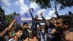 हसीना को अपदस्थ करने वाले बांग्लादेशी छात्रों ने नेशनल सिटिजन पार्टी बनाई हसीना को अपदस्थ करने वाले बांग्लादेशी छात्रों ने नेशनल सिटिजन पार्टी बनाई