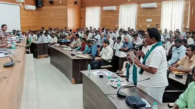 किसानों को संतुलित तरीके से थ्री-फेज बिजली उपलब्ध कराई जाए: शिकायत बैठक में जोर किसानों को संतुलित तरीके से थ्री-फेज बिजली उपलब्ध कराई जाए: शिकायत बैठक में जोर