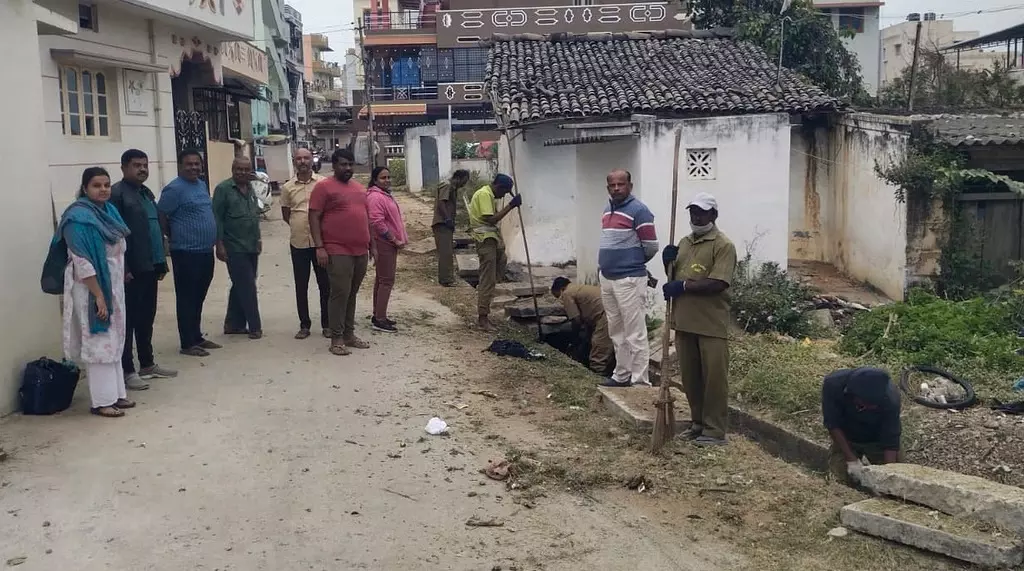 ब्लैकस्पॉट से मुक्ति; खाली स्थलों की सफाई ब्लैकस्पॉट से मुक्ति; खाली स्थलों की सफाई