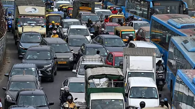 Maharashtra: सरकार ने वाहनों के लिए उच्च HSRP शुल्क के बारे में आरोप से इनकार किया Maharashtra: सरकार ने वाहनों के लिए उच्च HSRP शुल्क के बारे में आरोप से इनकार किया
