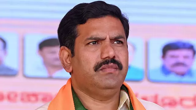 कर्नाटक में जल्द ही तेजी से राजनीतिक घटनाक्रम घटित होंगे: BY Vijayendra कर्नाटक में जल्द ही तेजी से राजनीतिक घटनाक्रम घटित होंगे: BY Vijayendra