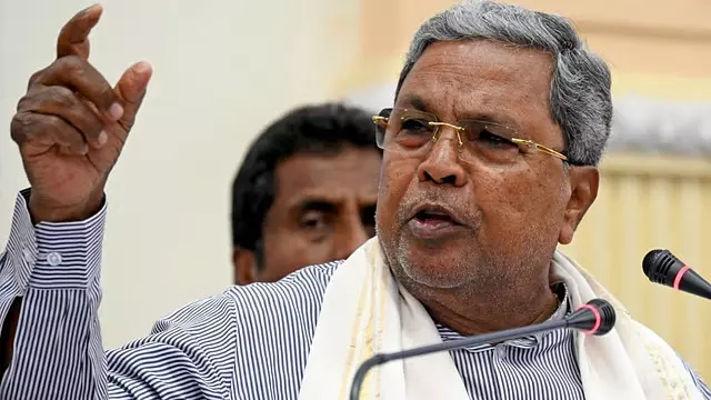 राज्यों के कर हिस्से में कटौती का केंद्र का प्रयास संघीय ढांचे पर हमला: CM Siddaramaiah राज्यों के कर हिस्से में कटौती का केंद्र का प्रयास संघीय ढांचे पर हमला: CM Siddaramaiah