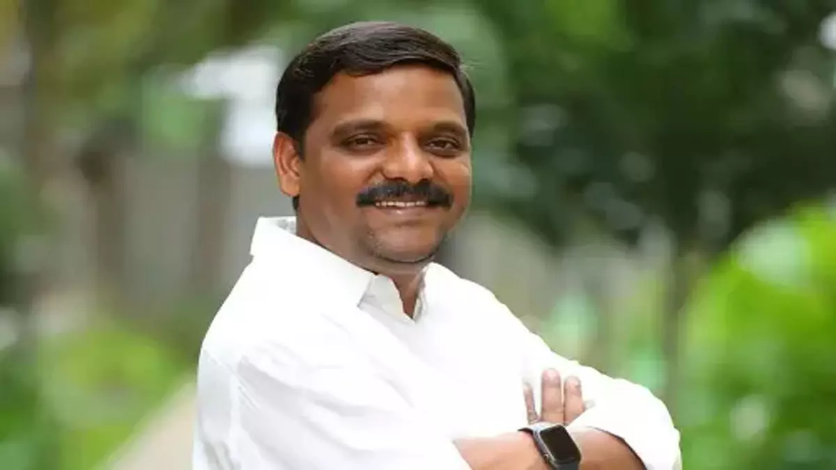 TPCC ने एमएलसी तीनमार मल्लन्ना को निलंबित कर दिया TPCC ने एमएलसी तीनमार मल्लन्ना को निलंबित कर दिया