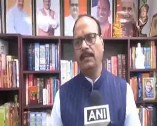 उपमुख्यमंत्री ब्रजेश पाठक ने कहा, फंसे श्रमिकों को बचाने के लिए UP सरकार उत्तराखंड के संपर्क में है उपमुख्यमंत्री ब्रजेश पाठक ने कहा, फंसे श्रमिकों को बचाने के लिए UP सरकार उत्तराखंड के संपर्क में है