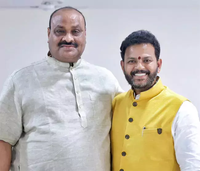 Andhra : बजट के दौरान विधानसभा में एक दिलचस्प वाकया हुआ Andhra : बजट के दौरान विधानसभा में एक दिलचस्प वाकया हुआ