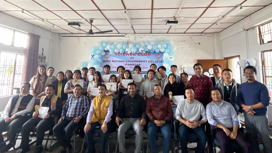 Arunachal : ईटानगर डेरा नातुंग कॉलेज ने राष्ट्रीय विज्ञान दिवस 2025 मनाया Arunachal : ईटानगर डेरा नातुंग कॉलेज ने राष्ट्रीय विज्ञान दिवस 2025 मनाया