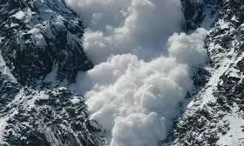 Uttarakhand: बड़ा हादसा, ग्लेशियर फटने से 57 मजदूर दबे