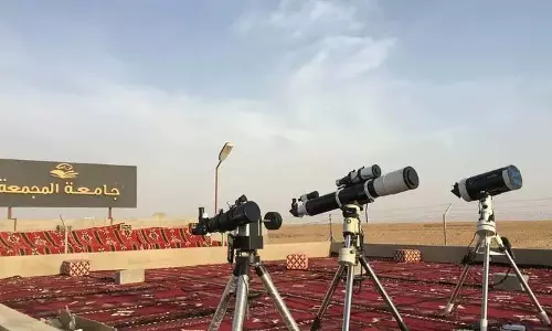 कश्मीर में रविवार से शुरू होगा रमजान, चांद नहीं दिखा