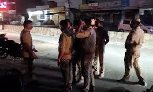 UP News: चाय के पैसे मांगने पर दुकानदार को पीटा