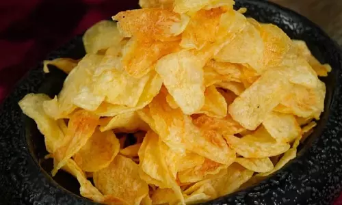 Potato Chips Recipe: आलू के चिप्स बनाने की झटपट विधि Potato Chips Recipe: आलू के चिप्स बनाने की झटपट विधि