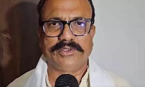 पुणे रेप पर योगेश कदम के बयान से मचा बवाल, कांग्रेस प्रदेश अध्यक्ष ने कहा - संन्यास ले लेना चाहिए