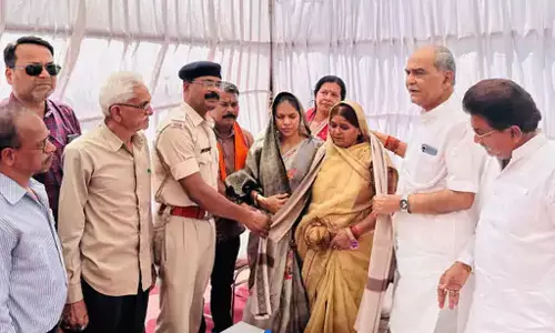 शहीद आरक्षक संदीप यदु की 11वीं पुण्यतिथि पर दी गई श्रद्धांजलि शहीद आरक्षक संदीप यदु की 11वीं पुण्यतिथि पर दी गई श्रद्धांजलि