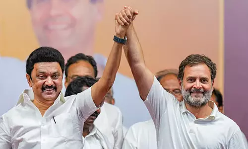 मुख्यमंत्री का जन्मदिन: राहुल गांधी, विजय, रजनी ने दी बधाई मुख्यमंत्री का जन्मदिन: राहुल गांधी, विजय, रजनी ने दी बधाई