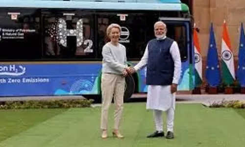 यूरोपीय संघ भारत के साथ नई सुरक्षा, रक्षा साझेदारी की संभावना तलाश रहा यूरोपीय संघ भारत के साथ नई सुरक्षा, रक्षा साझेदारी की संभावना तलाश रहा
