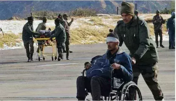 Chamoli: बर्फ में फंसे 47 मजदूर बचाए गए, आठ की तलाश जारी