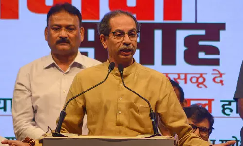 Maharashtra: उद्धव ठाकरे सेना विपक्ष के नेता पद का दावा करेगी