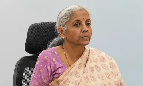 सरकार के वार्षिक खातों को अधिक उपयोगकर्ता Cबनाएं: सीतारमण ने अधिकारियों से कहा
