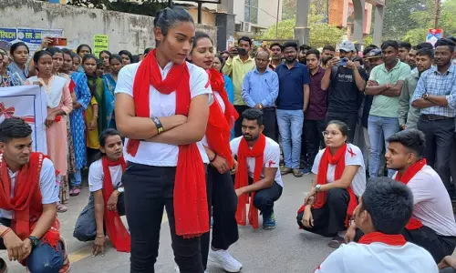 लोगों को एचआईवी एड्स के प्रति किया गया जागरूक