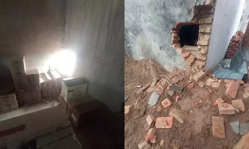 Meerapur: अंग्रेजी शराब के ठेके से लाखों रूपये की शराब चोरी हुई Meerapur: अंग्रेजी शराब के ठेके से लाखों रूपये की शराब चोरी हुई