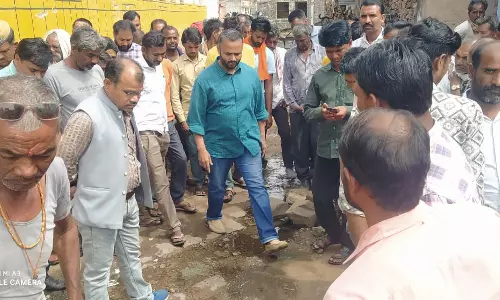 Baran: जिला कलेक्टर रोहिताश्व सिंह तोमर ने गांव में किया पैदल भ्रमण Baran: जिला कलेक्टर रोहिताश्व सिंह तोमर ने गांव में किया पैदल भ्रमण