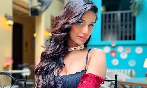 पूनम पांडे ने सैम बॉम्बे से तलाक के बाद दूसरी शादी के बारे में खुलकर बात की, VIDEO पूनम पांडे ने सैम बॉम्बे से तलाक के बाद दूसरी शादी के बारे में खुलकर बात की, VIDEO
