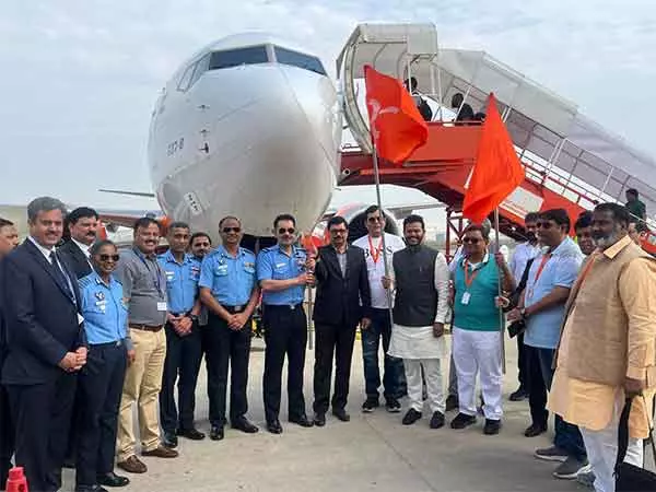 केंद्रीय मंत्री Kinjarapu Rammohan Naidu ने कोलकाता-हिंडन-गोवा उड़ान का उद्घाटन किया केंद्रीय मंत्री Kinjarapu Rammohan Naidu ने कोलकाता-हिंडन-गोवा उड़ान का उद्घाटन किया