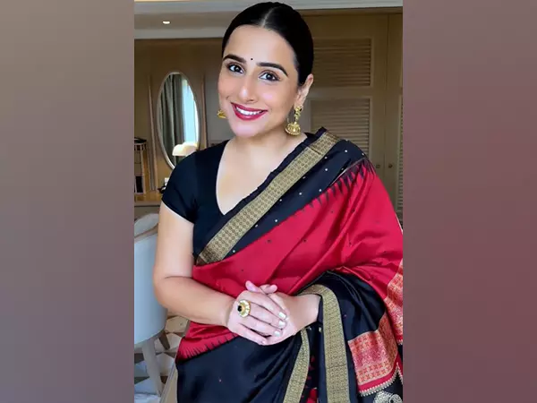 Vidya Balan ने प्रशंसकों को फर्जी AI-जनरेटेड वीडियो के बारे में सचेत किया, भ्रामक सामग्री के प्रति सावधानी बरतने का आग्रह किया Vidya Balan ने प्रशंसकों को फर्जी AI-जनरेटेड वीडियो के बारे में सचेत किया, भ्रामक सामग्री के प्रति सावधानी बरतने का आग्रह किया