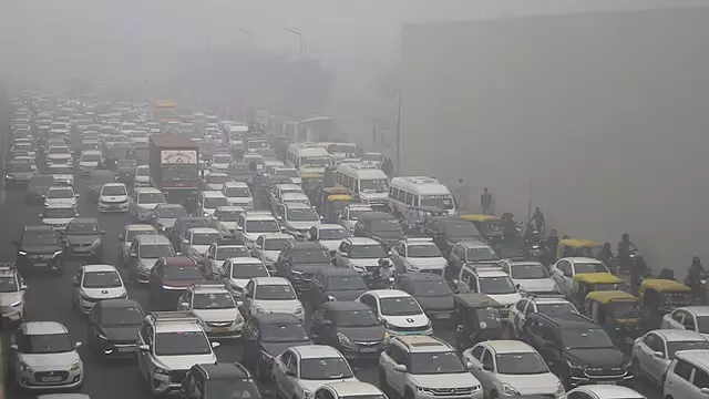 Delhi: 15 साल से पुराने वाहन कैसे खोजें Delhi: 15 साल से पुराने वाहन कैसे खोजें