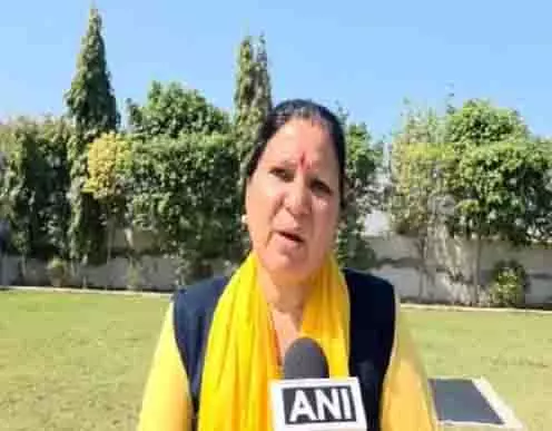 सूटकेस में मिला कांग्रेस कार्यकर्ता का शव: झज्जर से MLA गीता भुक्कल ने की उच्च स्तरीय जांच की मांग सूटकेस में मिला कांग्रेस कार्यकर्ता का शव: झज्जर से MLA गीता भुक्कल ने की उच्च स्तरीय जांच की मांग