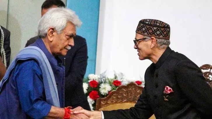 एलजी, सीएम ने लोगों को रमजान की बधाई दी एलजी, सीएम ने लोगों को रमजान की बधाई दी