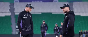 मैकुलम ने वनडे और टी20 की कप्तानी अलग-अलग करने के संकेत दिए मैकुलम ने वनडे और टी20 की कप्तानी अलग-अलग करने के संकेत दिए