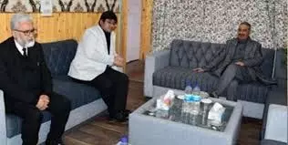 न्यायमूर्ति वानी ने गंदेरबल में अदालत के कामकाज और बुनियादी ढांचे की समीक्षा की न्यायमूर्ति वानी ने गंदेरबल में अदालत के कामकाज और बुनियादी ढांचे की समीक्षा की