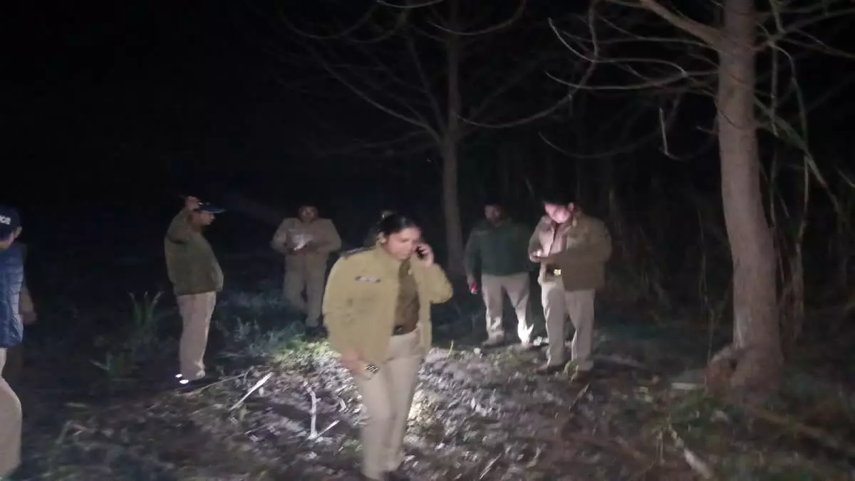 Haridwar: बच्ची से दुष्कर्म करने वाले आरोपी को मुठभेड़ में लगी गोली Haridwar: बच्ची से दुष्कर्म करने वाले आरोपी को मुठभेड़ में लगी गोली