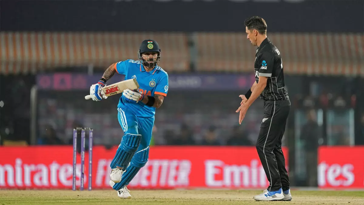 Champions Trophy: भारत को तीसरा झटका, विराट कोहली भी हुए आउट Champions Trophy: भारत को तीसरा झटका, विराट कोहली भी हुए आउट