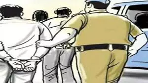 Chandauli: हाईवे पर लूट पाट करने वाले तीन गिरफ्तार Chandauli: हाईवे पर लूट पाट करने वाले तीन गिरफ्तार