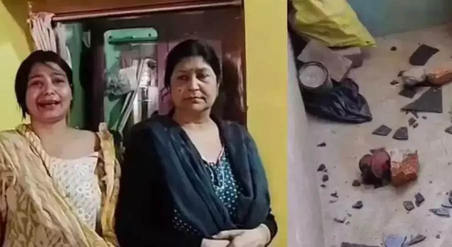 पूर्व पार्षद की दबंगई देखने को मिली, घर में घुसकर की तोड़फोड़, महिलाओं के साथ भी मारपीट पूर्व पार्षद की दबंगई देखने को मिली, घर में घुसकर की तोड़फोड़, महिलाओं के साथ भी मारपीट
