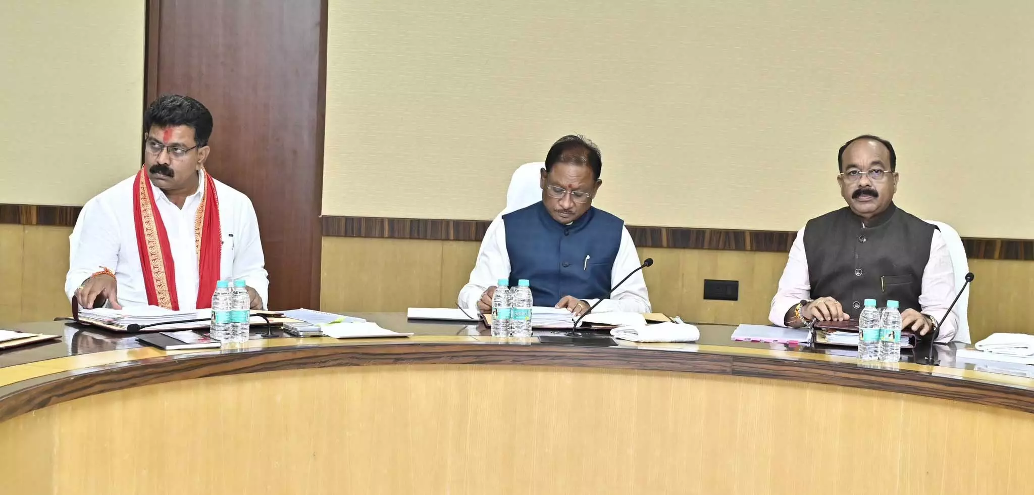 CG BREAKING: साय कैबिनेट की बैठक में लिए गए कई बड़े फैसले CG BREAKING: साय कैबिनेट की बैठक में लिए गए कई बड़े फैसले