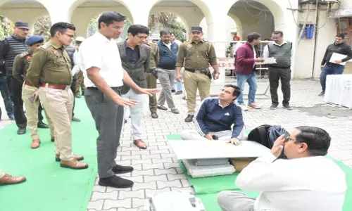 Haryana: करनाल में मतदान से पहले पोलिंग पार्टियां रवाना, सुरक्षा बढ़ाई गई