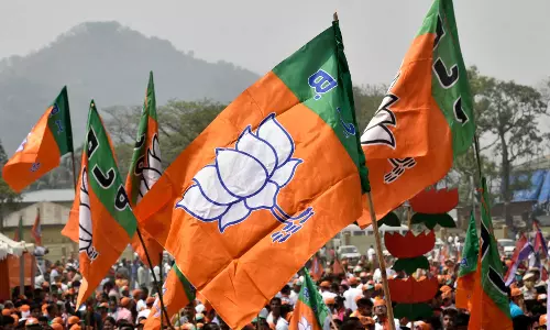 आलाकमान ने BJP विधायकों को दी नसीहत, पद का मोह छोड़ो आलाकमान ने BJP विधायकों को दी नसीहत, पद का मोह छोड़ो