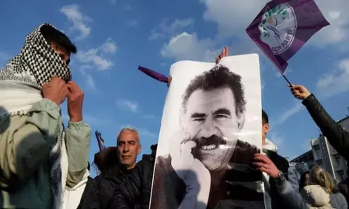 Turkey: कुर्दिस्तान वर्कर्स पार्टी ने जेल में बंद नेता के आदेश के बाद युद्ध विराम की घोषणा की