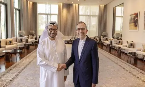 Iran, UAE ने द्विपक्षीय संबंधों पर चर्चा की, आपसी हितों, व्यापार पर ध्यान केंद्रित किया