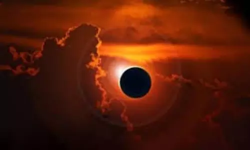 Surya Grahan 2025 Date: मार्च में इस दिन लगेगा साल का पहला सूर्य ग्रहण? नोट कर लें तिथि, सूतक काल समय और नियम Surya Grahan 2025 Date: मार्च में इस दिन लगेगा साल का पहला सूर्य ग्रहण? नोट कर लें तिथि, सूतक काल समय और नियम