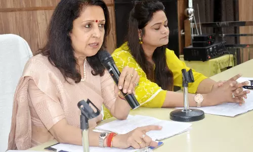 Muzaffarnagar: पालिका चेयरपर्सन ने सभासदों के साथ अधिकारियों की मीटिंग ली