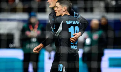 लीवरकुसेन ने Frankfurt को हराकर बायर्न पर दबाव बनाए रखा लीवरकुसेन ने Frankfurt को हराकर बायर्न पर दबाव बनाए रखा