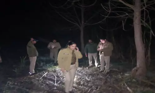 Haridwar: बच्ची से दुष्कर्म करने वाले आरोपी को मुठभेड़ में लगी गोली Haridwar: बच्ची से दुष्कर्म करने वाले आरोपी को मुठभेड़ में लगी गोली
